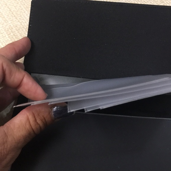 Checkbook keeper - Picture 3 of 7